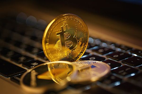 加密貨幣比特幣的交割合約好還是永續(xù)合約好？