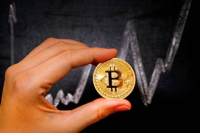 [加密女王]比特幣（BTC）正在努力恢復(fù)看漲勢頭，Grayscale 記錄了大量資金流出。