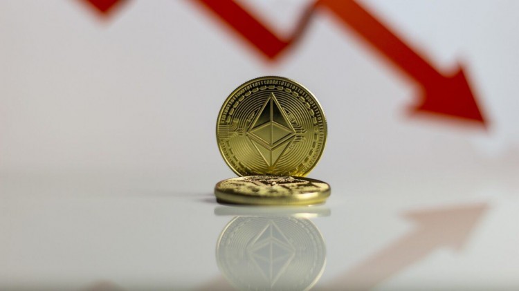 通過交易所交易基金ETF尋求接觸第二大加密貨幣以太坊ETH的投資者可能面臨比預(yù)期更長的等