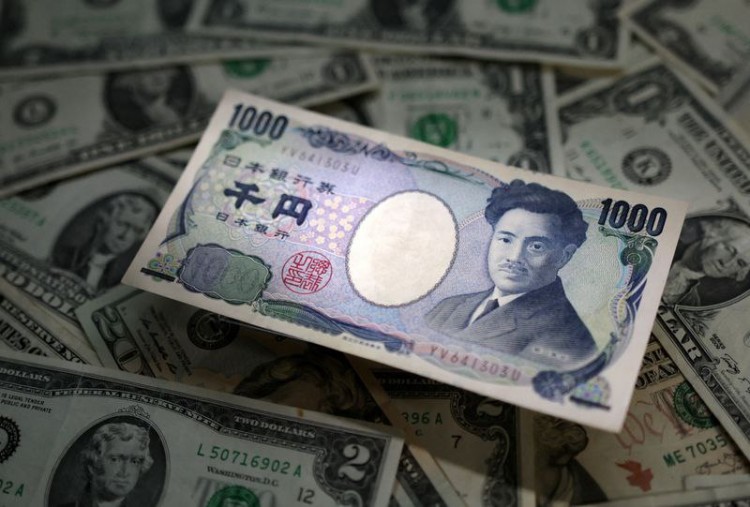 日元走強交易員關(guān)注日本央行上調(diào)比特幣創(chuàng)下新紀錄倫敦東京路透社周一日元繼續(xù)上漲日本增